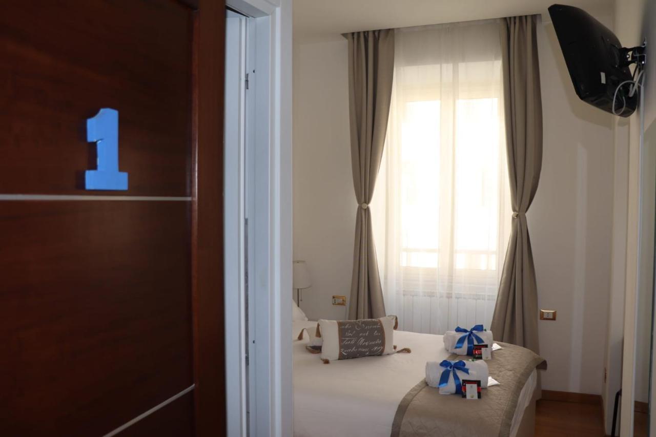 B&B Gaudium Colosseo Ρώμη Εξωτερικό φωτογραφία