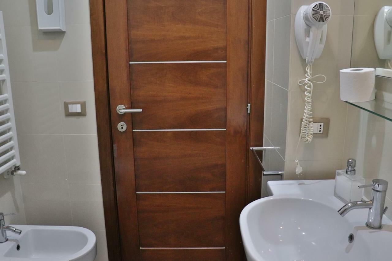 B&B Gaudium Colosseo Ρώμη Εξωτερικό φωτογραφία